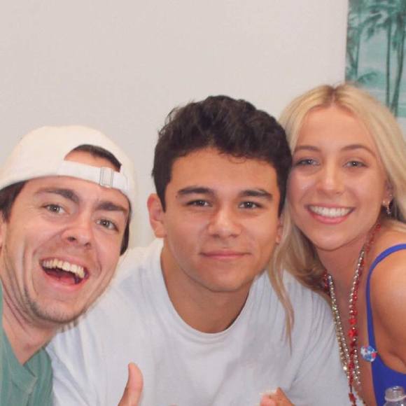 Meet your Posher, Sebastian - Picture 1 of 1